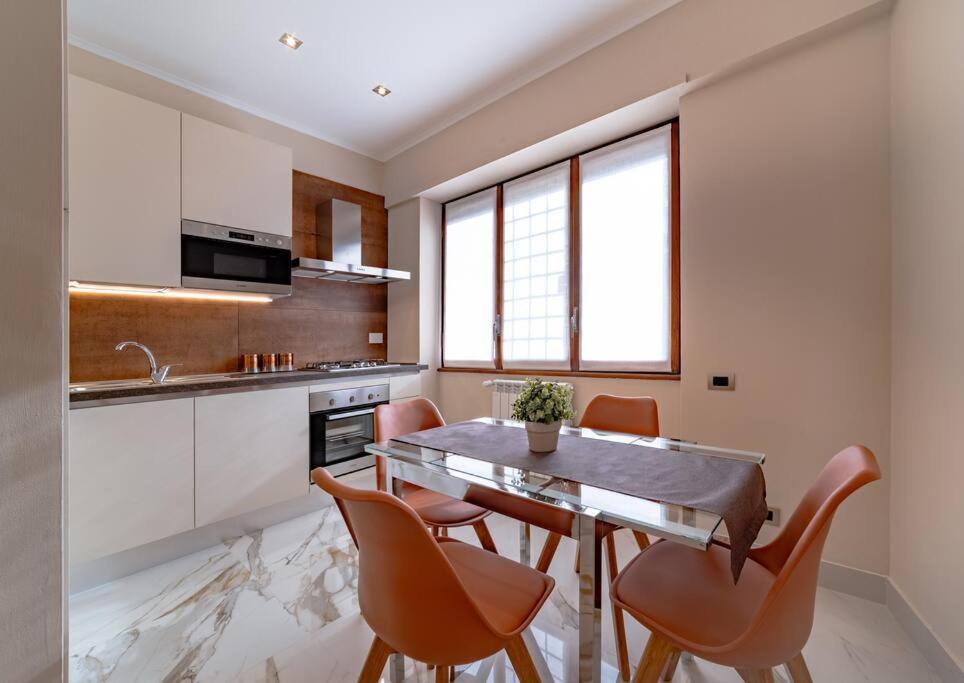42 Gandino Superior Villa Rome Exterior photo